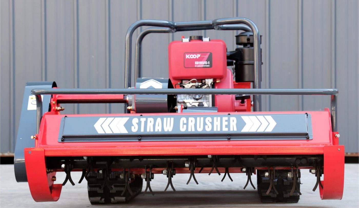 Front view of the HYGC1200S straw crusher cutting deck